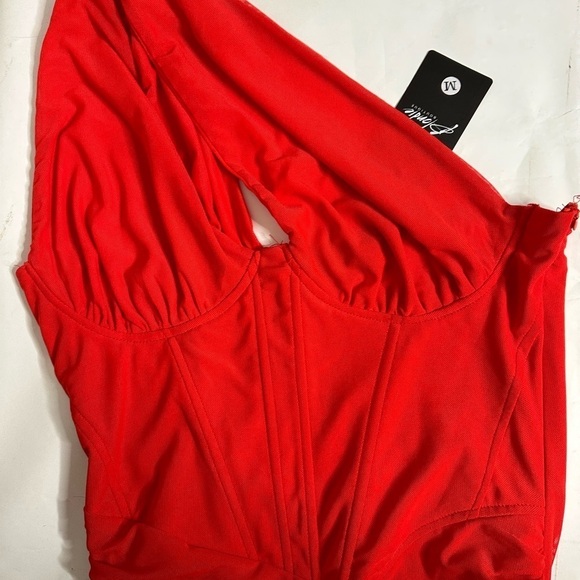 NEW!! Blondie Boutique Veronica Dress - Picture 7 of 10